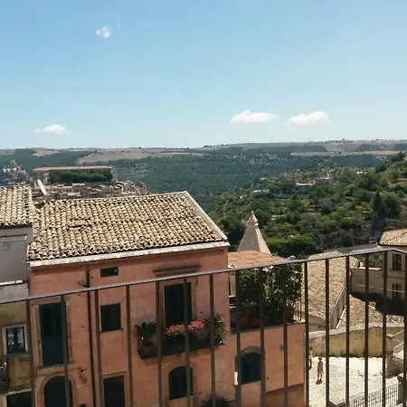 Ibla Baroque Loft Apartmán *